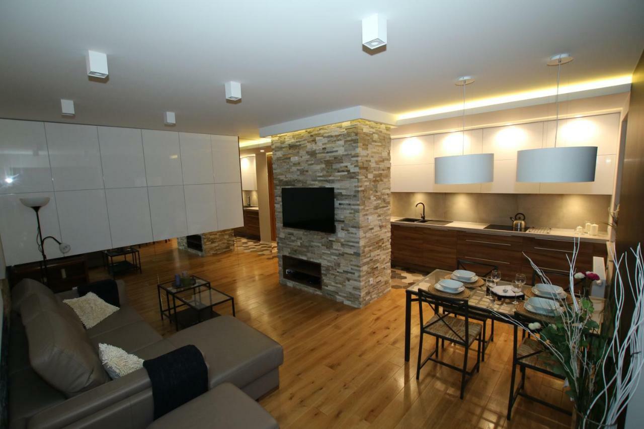Apartament "Park Lotnikow" Krasków Eksteriør bilde