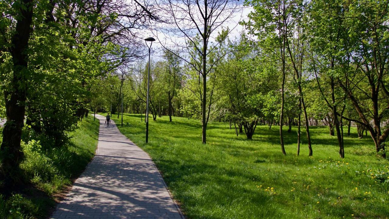 Apartament "Park Lotnikow" Krasków Eksteriør bilde